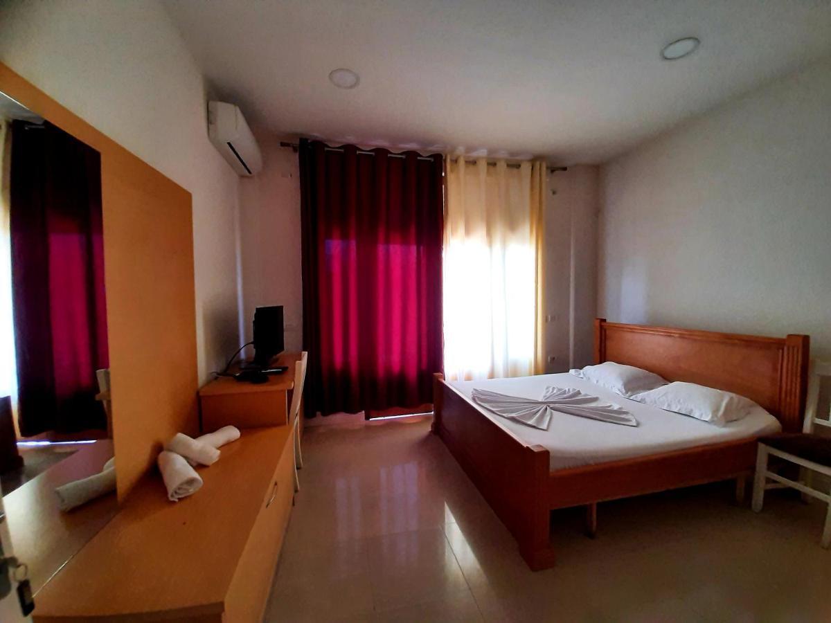 Hotel Vila Giorgio Shkodër Exteriér fotografie
