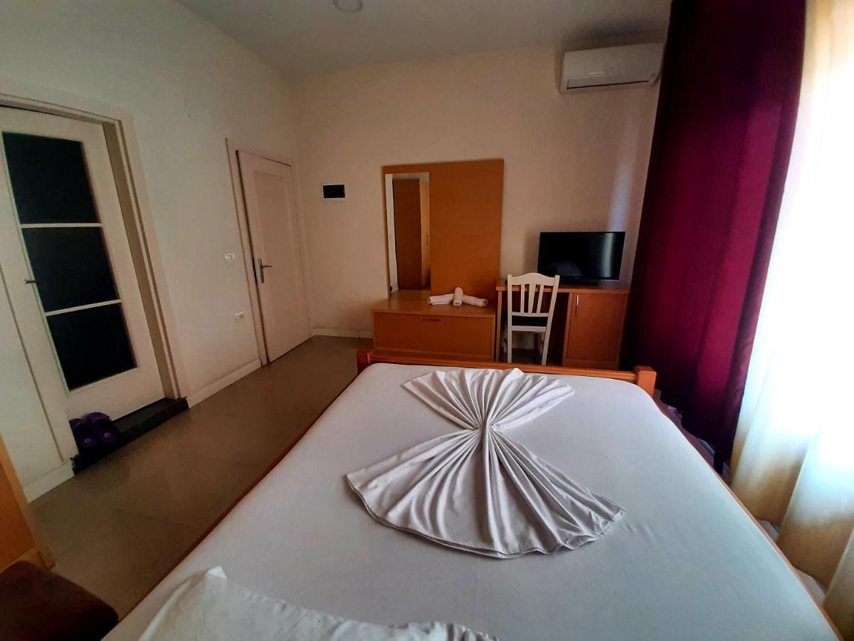 Hotel Vila Giorgio Shkodër Exteriér fotografie